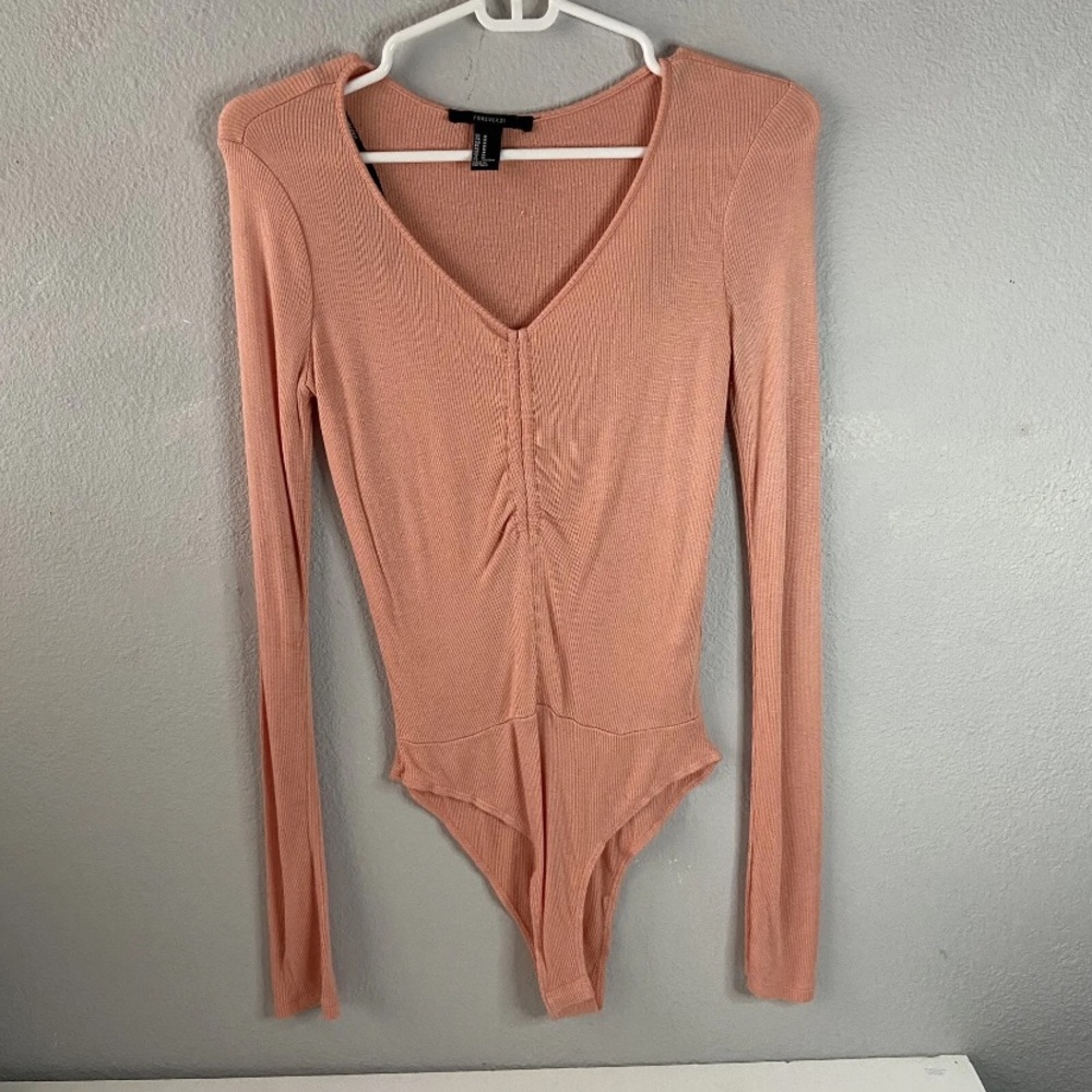 Forever 21 | Women's V Neck Long Sleeve pink Bodysuit Size M